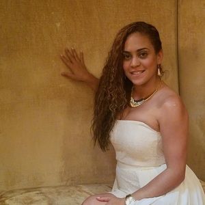 Meet your Posher, Elizabeth